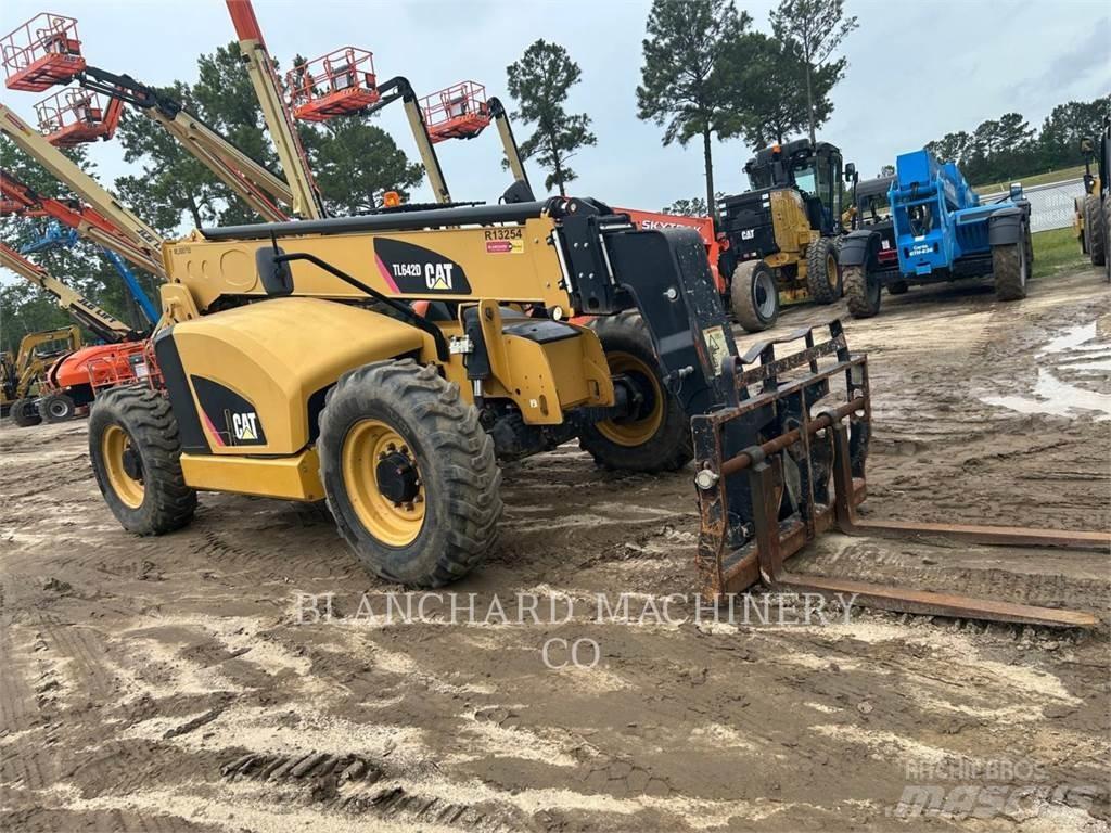 CAT TL642D Teleskoplader