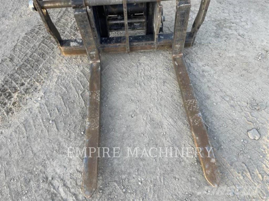 CAT TL642D Teleskoplader