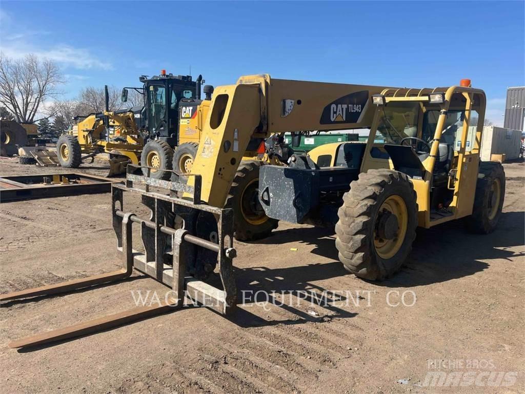 CAT TL943 Teleskoplader