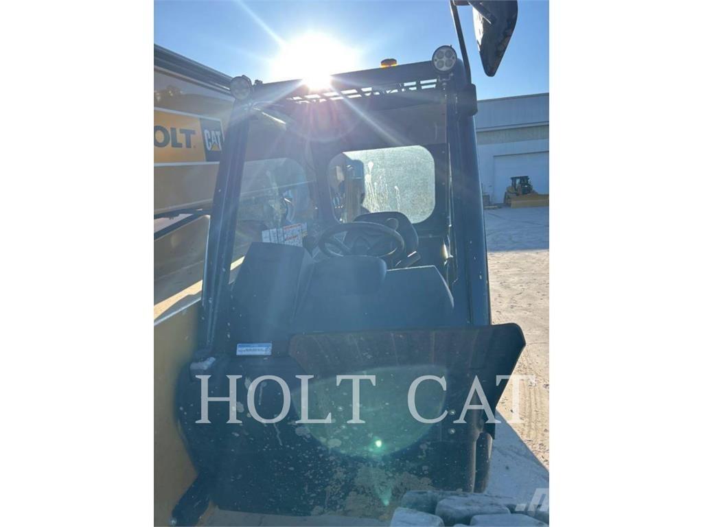 CAT TL943 Teleskoplader