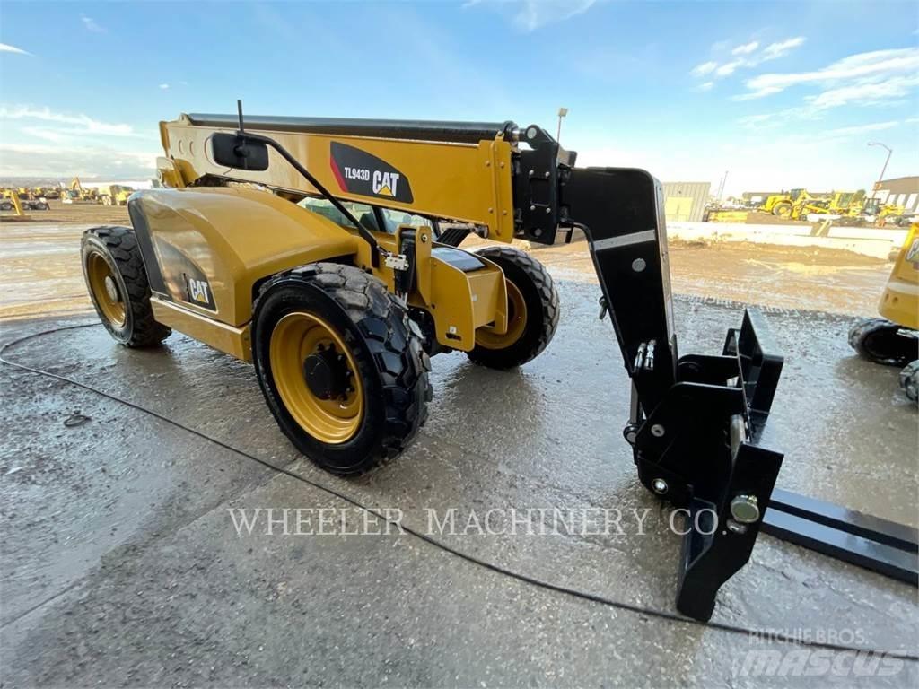 CAT TL943D CB Teleskoplader