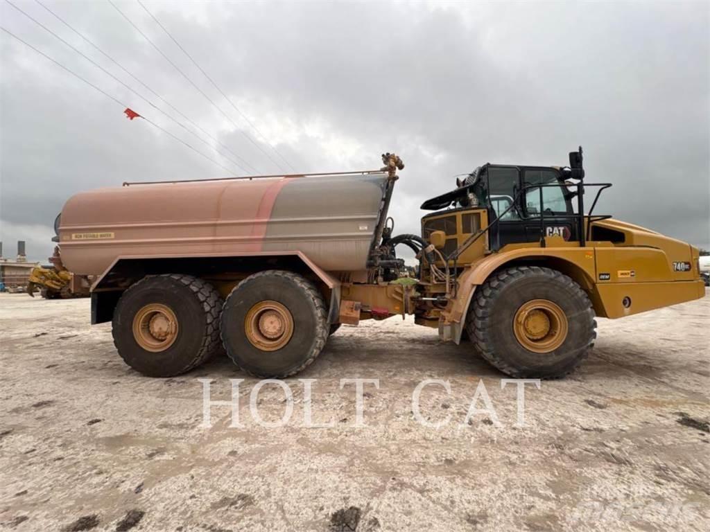 CAT W00 740GC Tankwagen