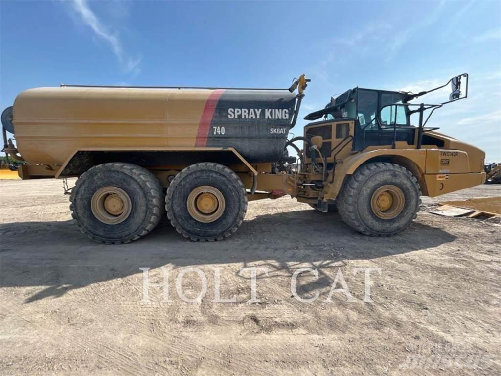 CAT W00 740GC Tankwagen