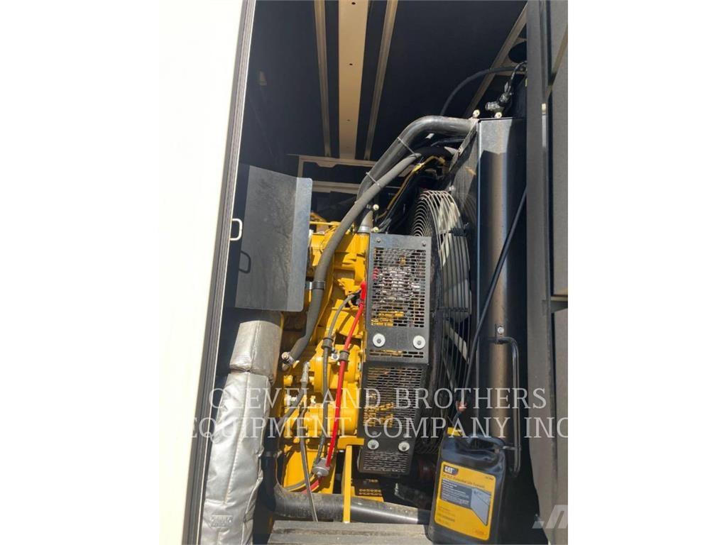 CAT XQ 425 Andere Generatoren