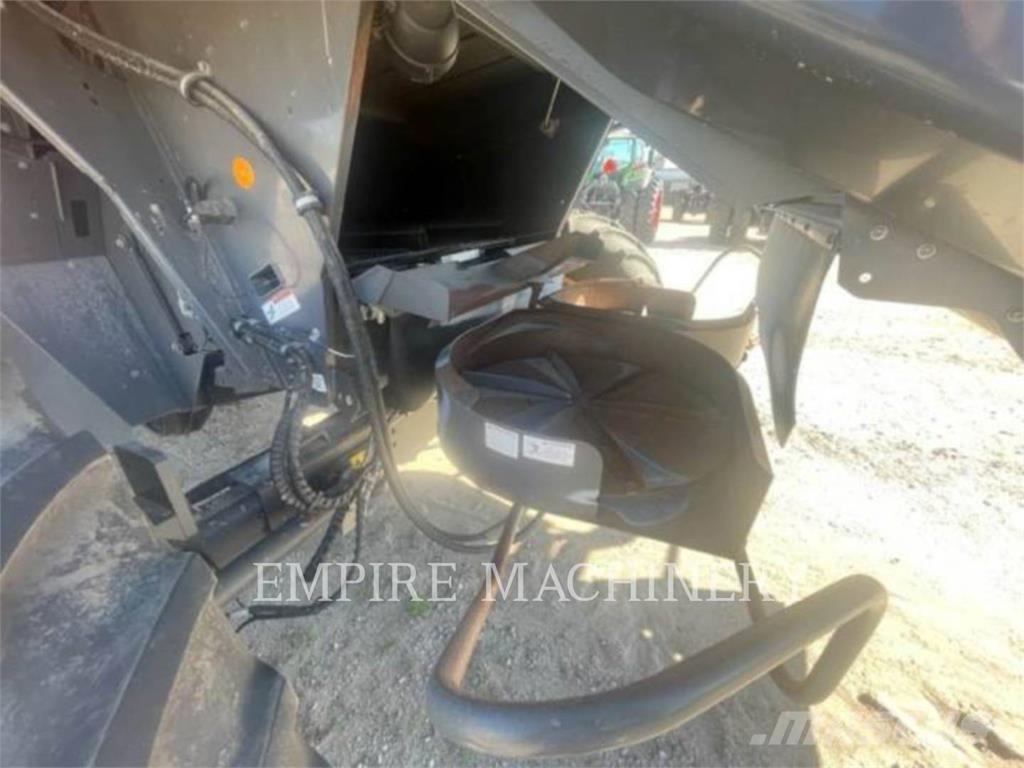 Claas LEXION 740 Sonstige Grünlandgeräte