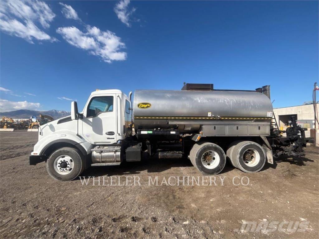  E.D. ETNYRE DIST 3500 Bitumen Sprayer