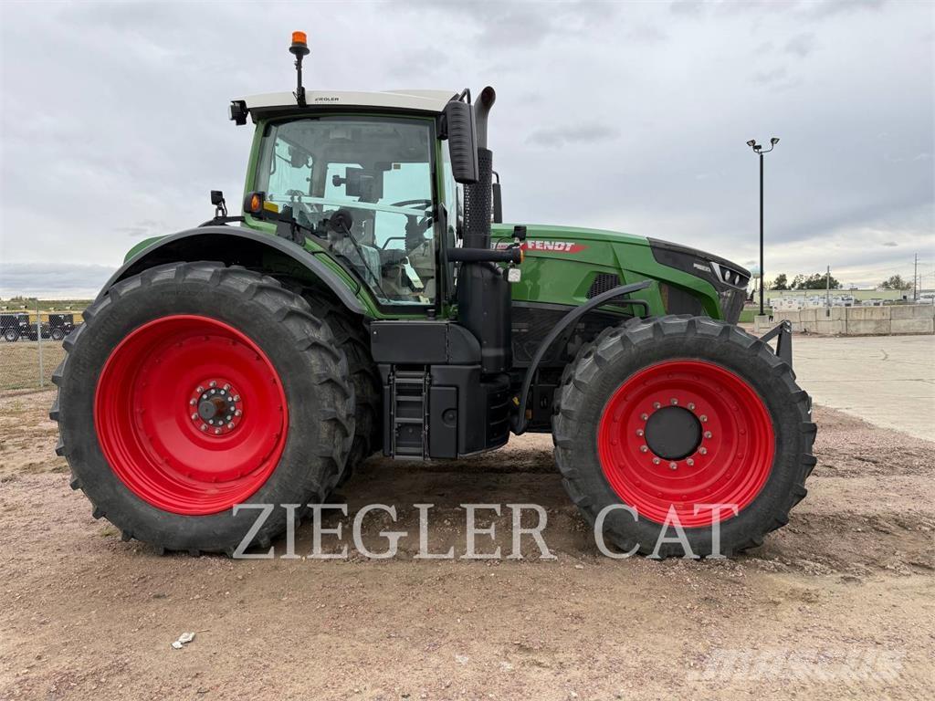 Fendt 933 VARIO Traktoren