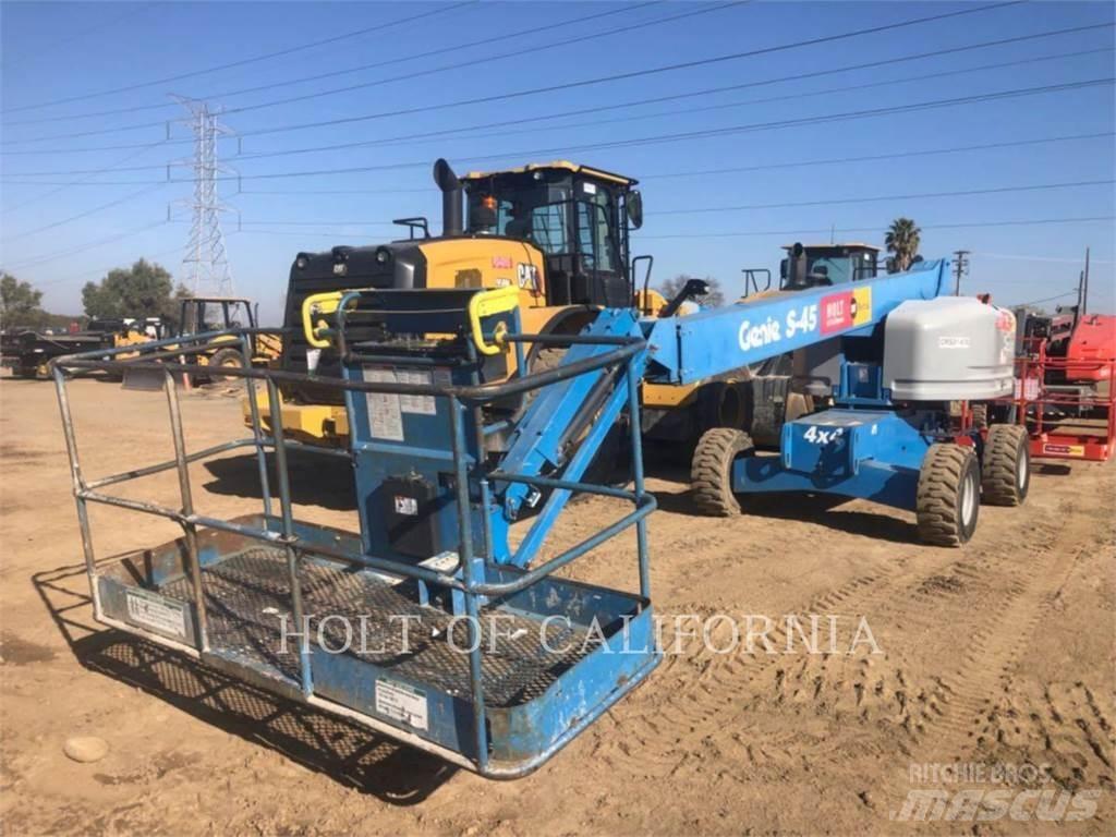 Genie BOOM S45 Gelenkteleskoparbeitsbühnen