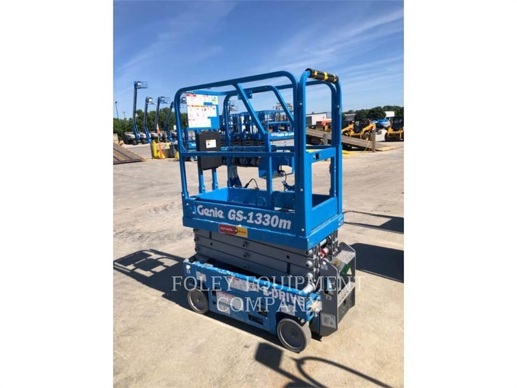 Genie GS1330 Scheren-Arbeitsbühnen