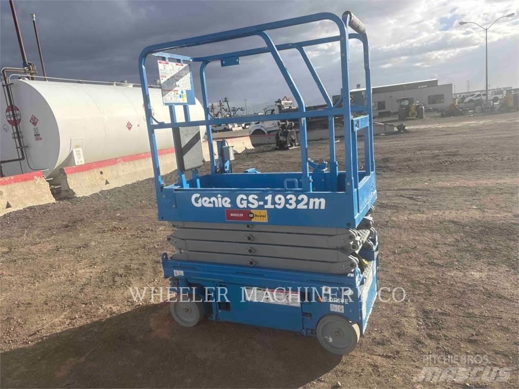 Genie GS1932M Scheren-Arbeitsbühnen