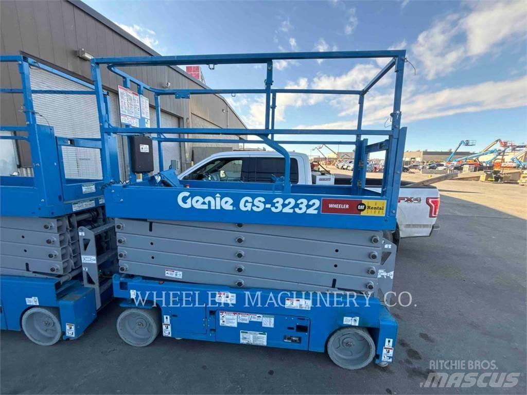 Genie GS3232 Scheren-Arbeitsbühnen