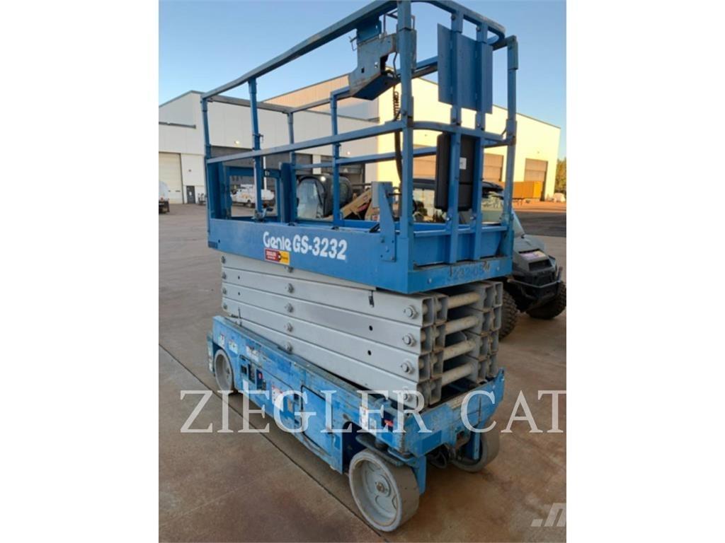 Genie GS3232 Scheren-Arbeitsbühnen