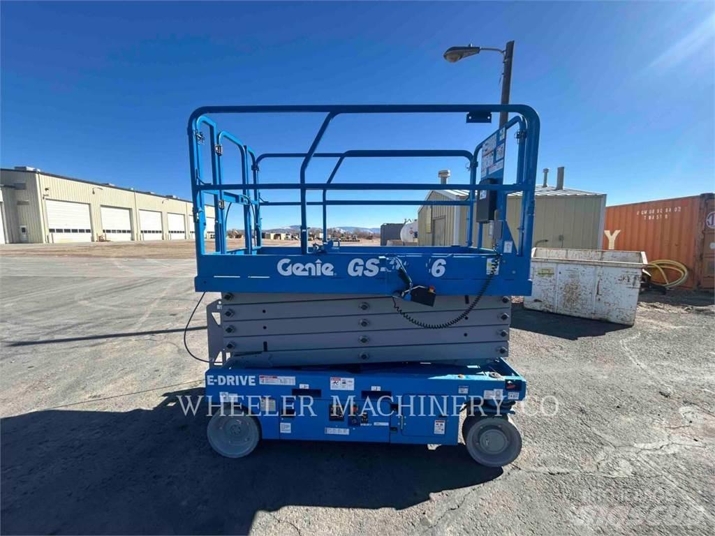 Genie GS3246 Scheren-Arbeitsbühnen