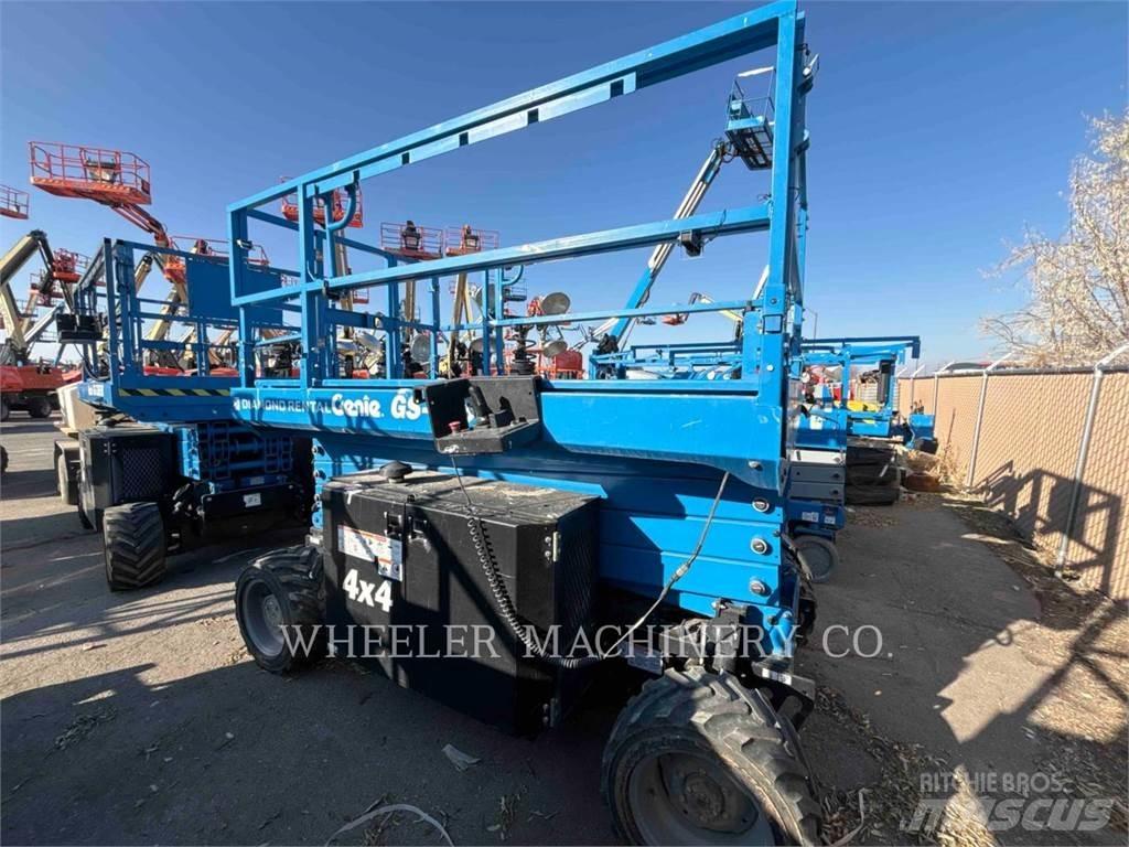 Genie GS3369 RT Scheren-Arbeitsbühnen