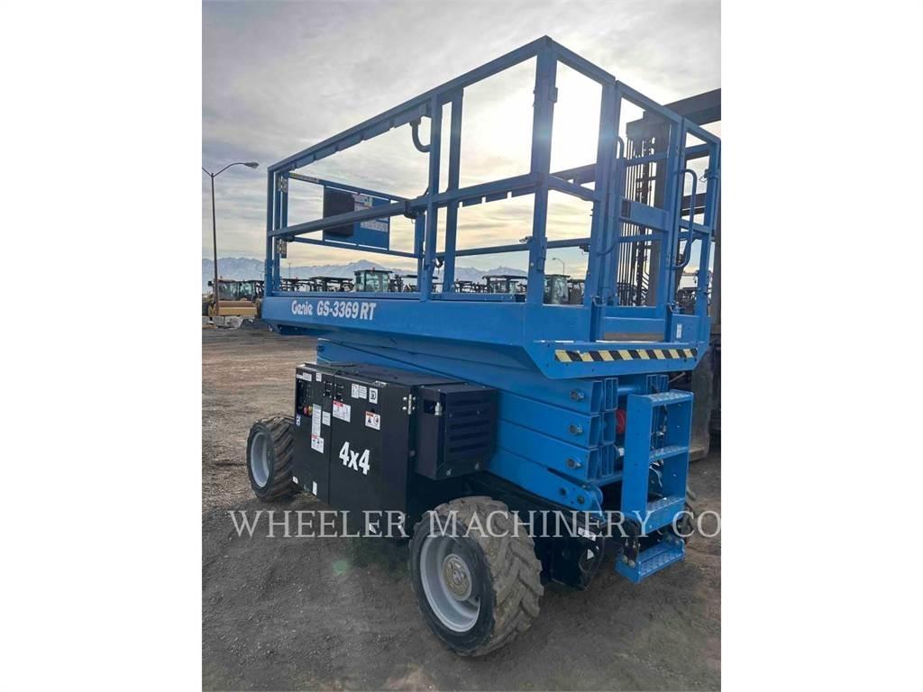 Genie GS3369 RT Scheren-Arbeitsbühnen