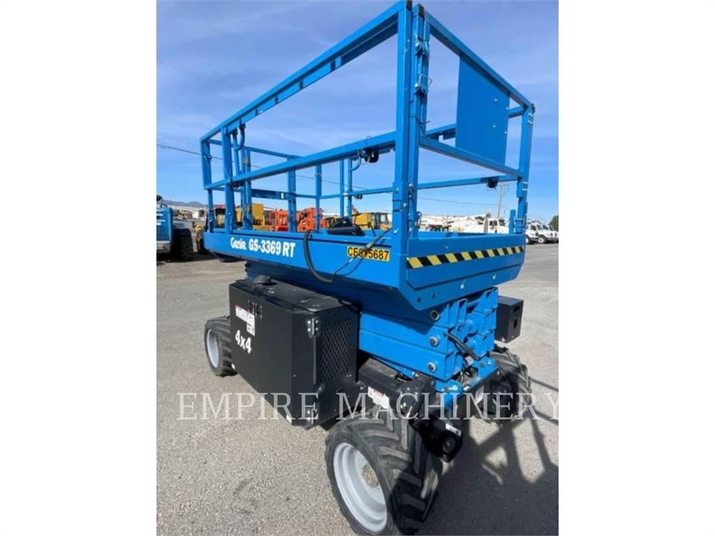 Genie GS3369 RT Gelenkteleskoparbeitsbühnen