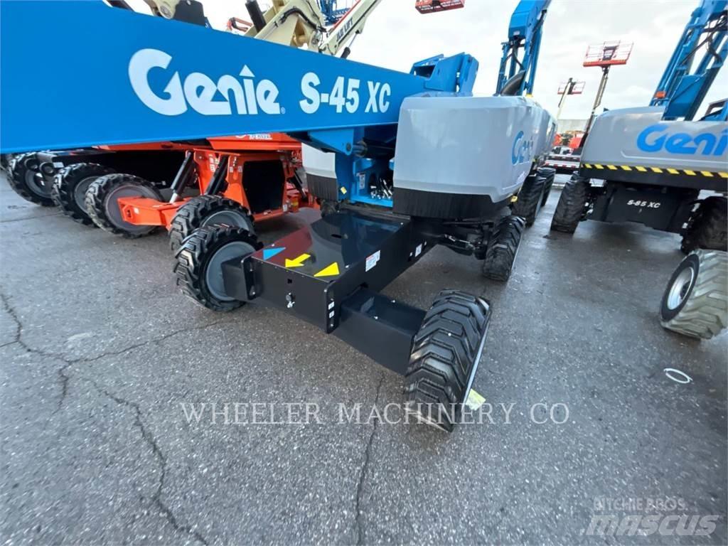 Genie S45XC Gelenkteleskoparbeitsbühnen