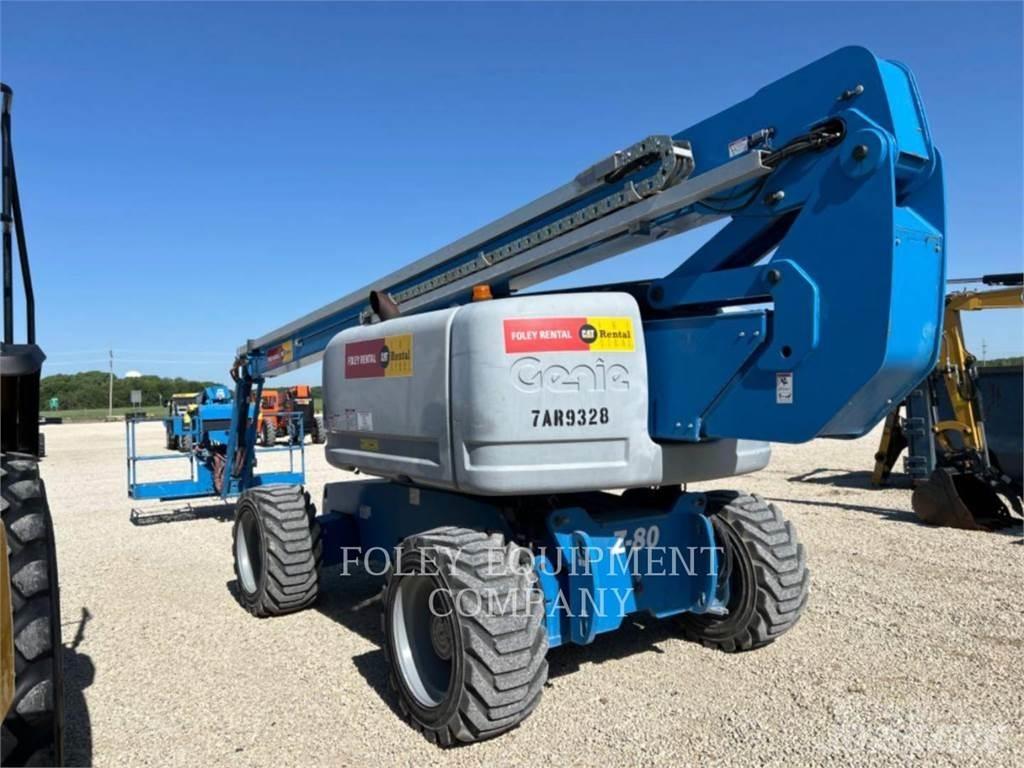 Genie Z80/60D4W Gelenkteleskoparbeitsbühnen