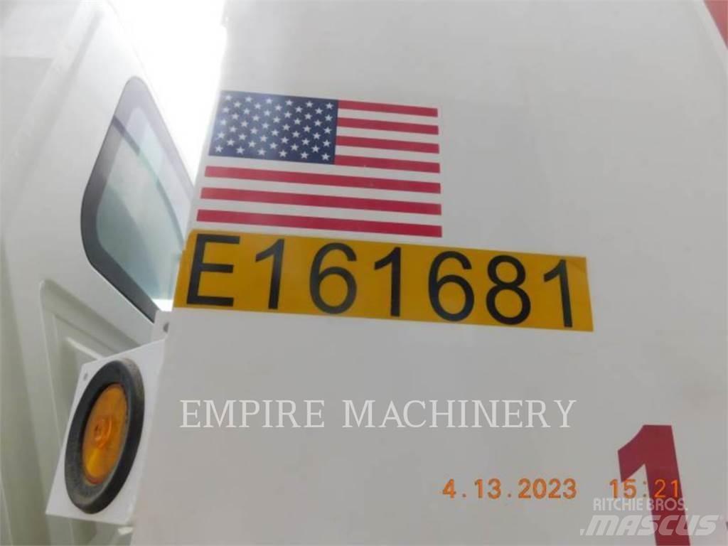 International 2K TRUCK Tankwagen