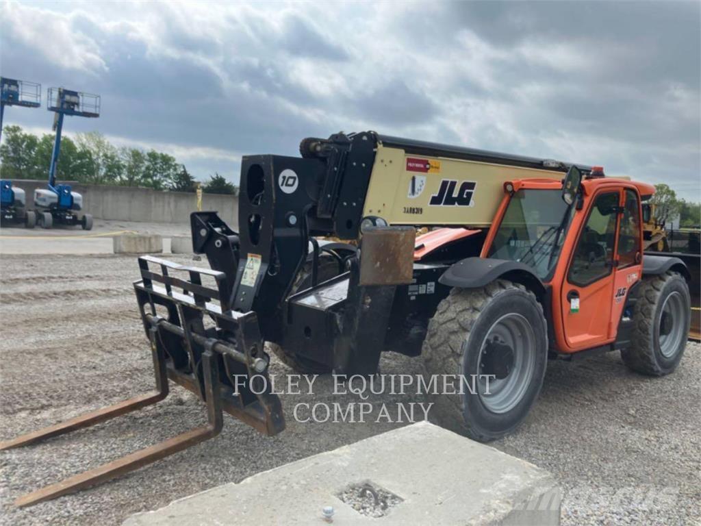 JLG 1055C Teleskoplader