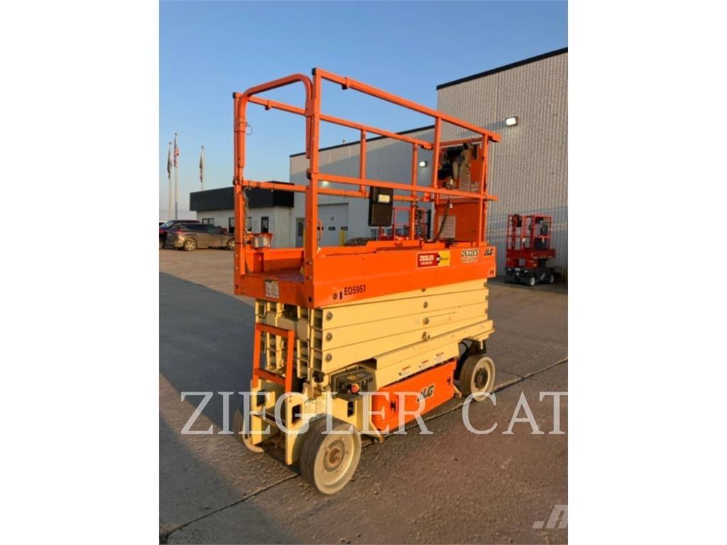 JLG 2632ES Scheren-Arbeitsbühnen