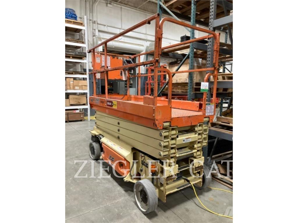 JLG 3246ES Scheren-Arbeitsbühnen