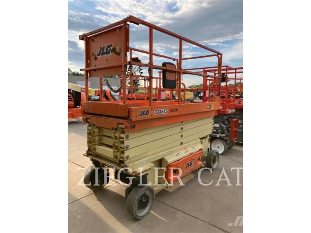 JLG 3246ES Scheren-Arbeitsbühnen