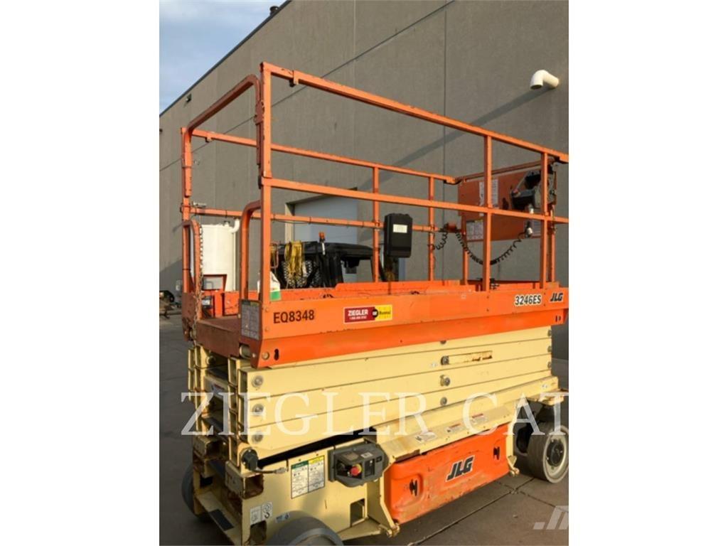 JLG 3246ES Scheren-Arbeitsbühnen