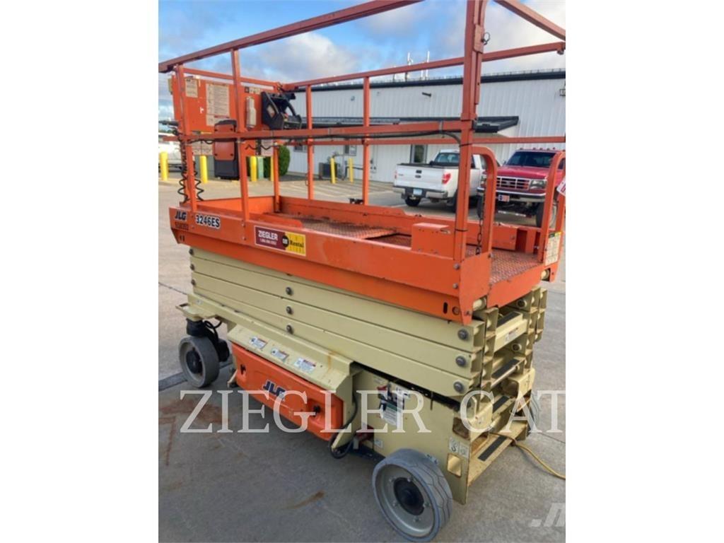 JLG 3246ES Scheren-Arbeitsbühnen