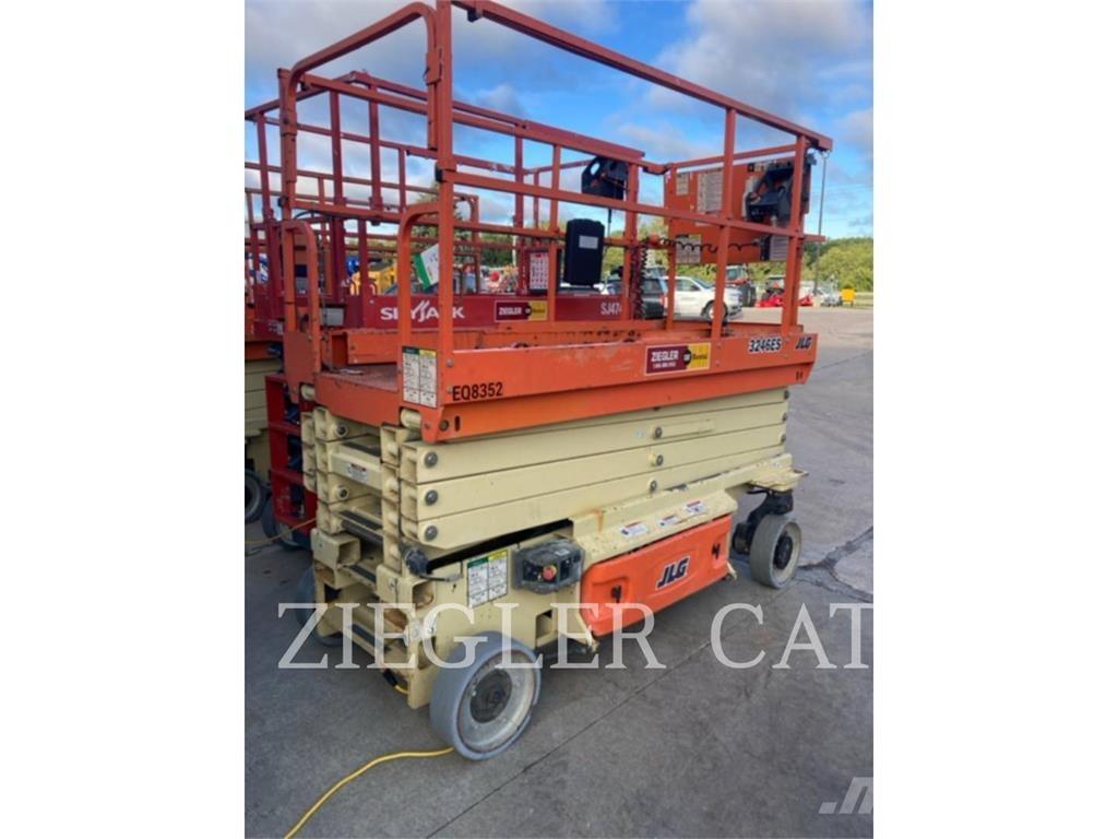 JLG 3246ES Scheren-Arbeitsbühnen