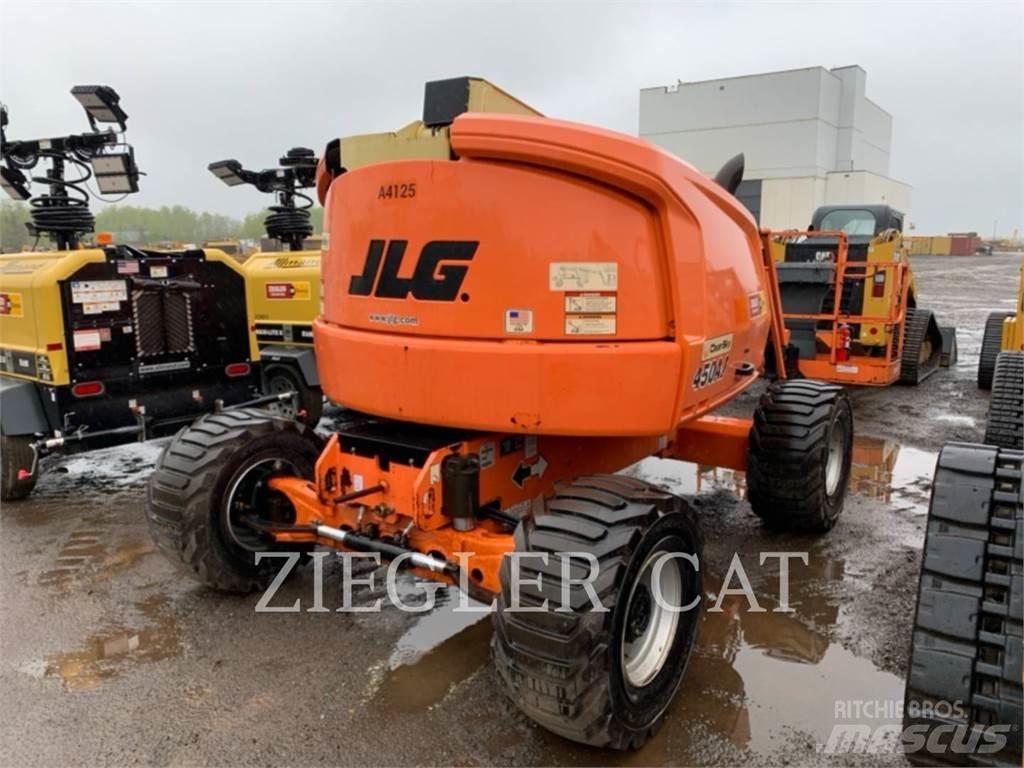 JLG 450AJ Gelenkteleskoparbeitsbühnen