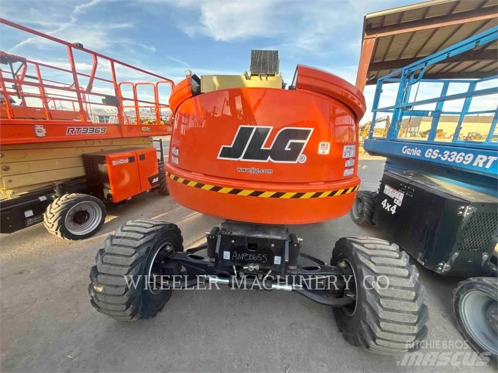 JLG 450AJ Gelenkteleskoparbeitsbühnen