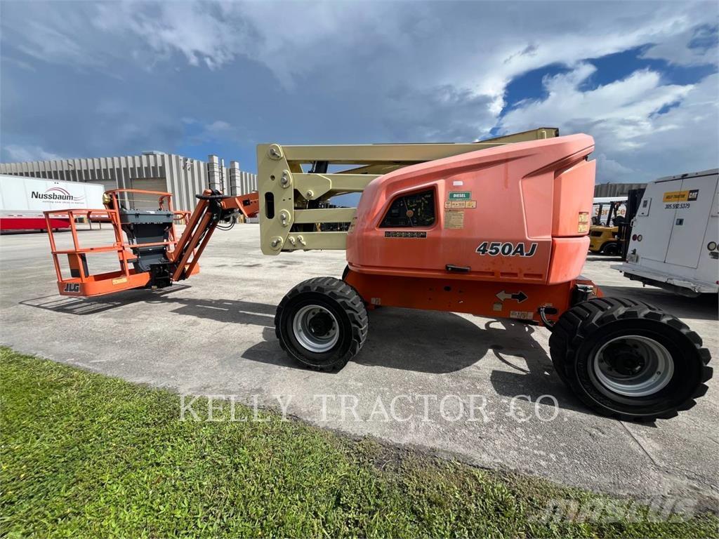 JLG 450AJ Gelenkteleskoparbeitsbühnen