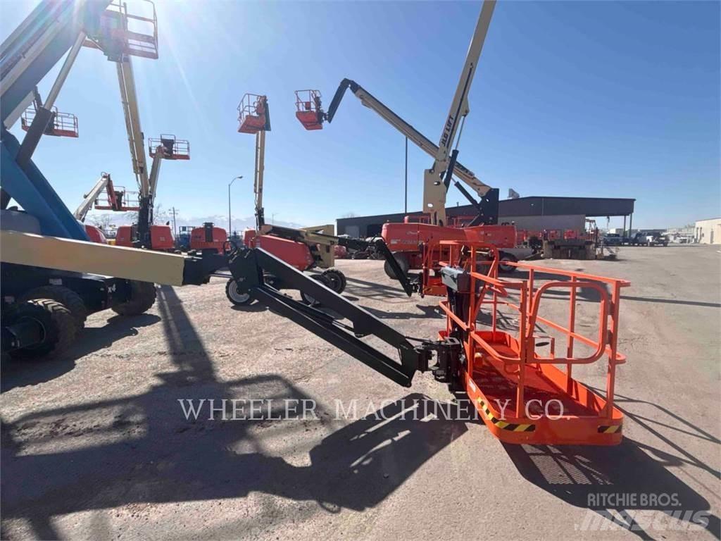 JLG 460SJ Gelenkteleskoparbeitsbühnen