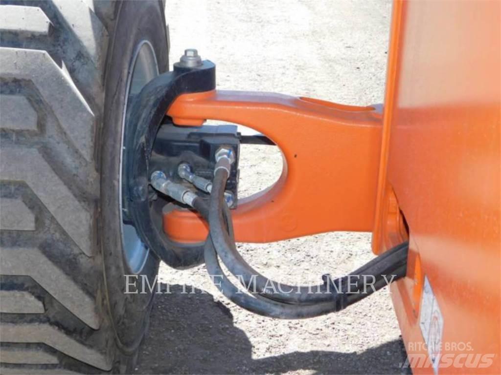 JLG 460SJ Gelenkteleskoparbeitsbühnen