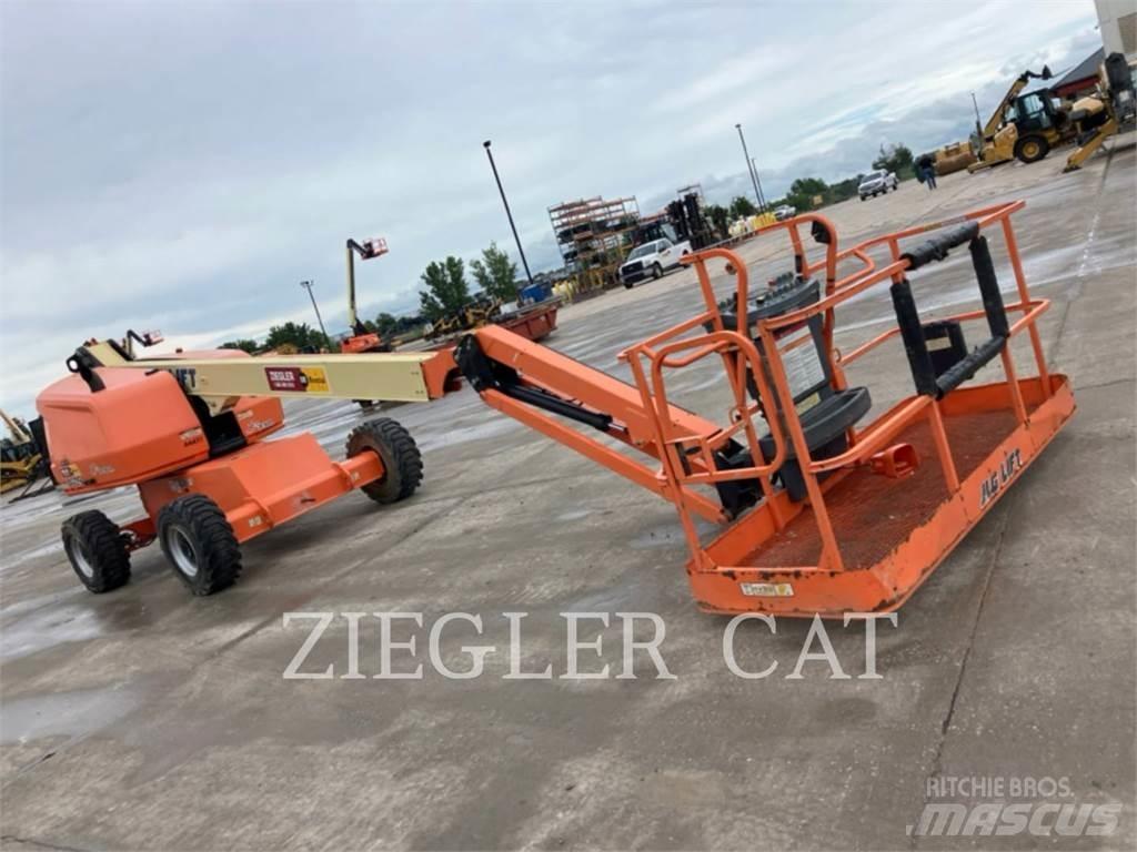 JLG 460SJ Gelenkteleskoparbeitsbühnen