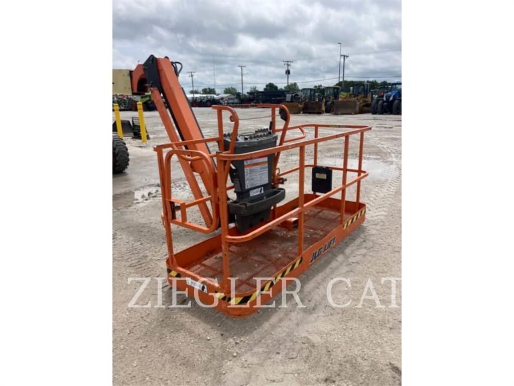 JLG 460SJ Gelenkteleskoparbeitsbühnen