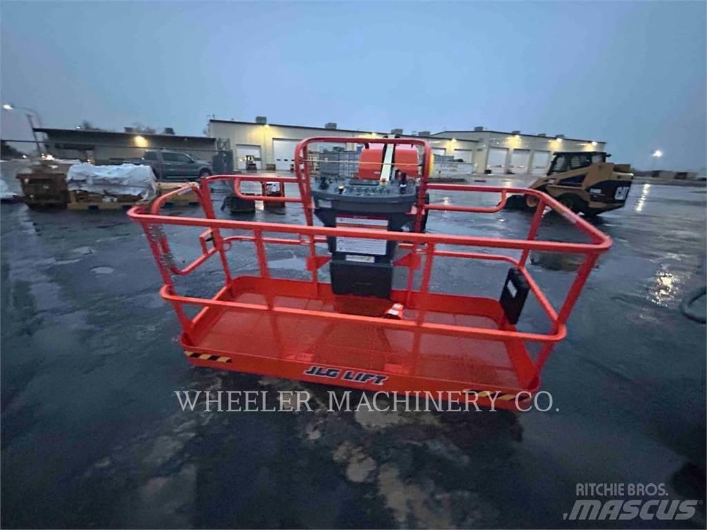JLG 460SJ SP Gelenkteleskoparbeitsbühnen