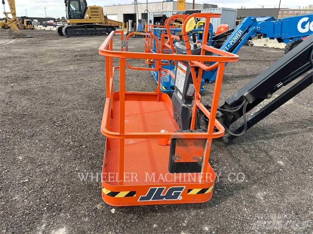JLG 460SJ SP Gelenkteleskoparbeitsbühnen