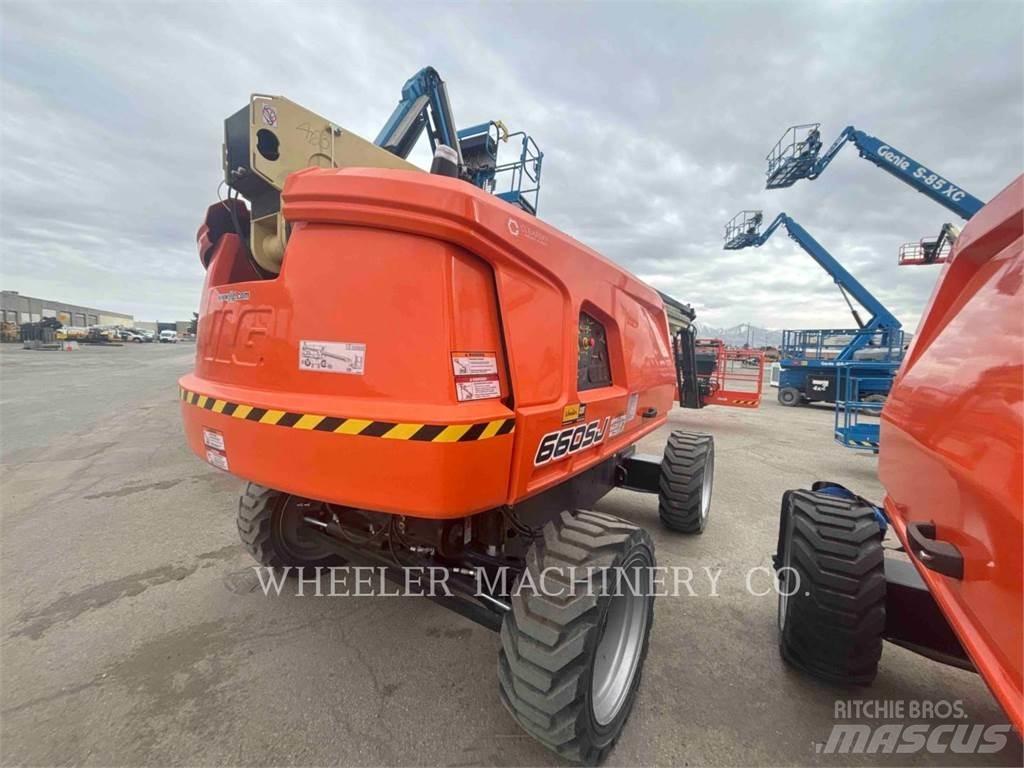 JLG 660SJ Gelenkteleskoparbeitsbühnen