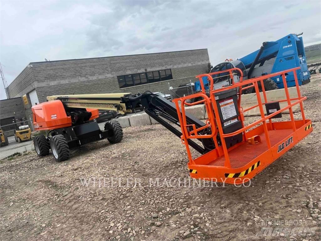 JLG 660SJ Gelenkteleskoparbeitsbühnen