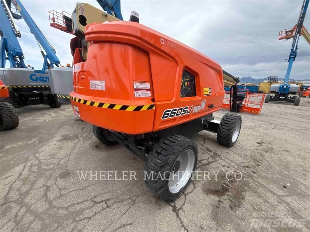 JLG 660SJ Gelenkteleskoparbeitsbühnen