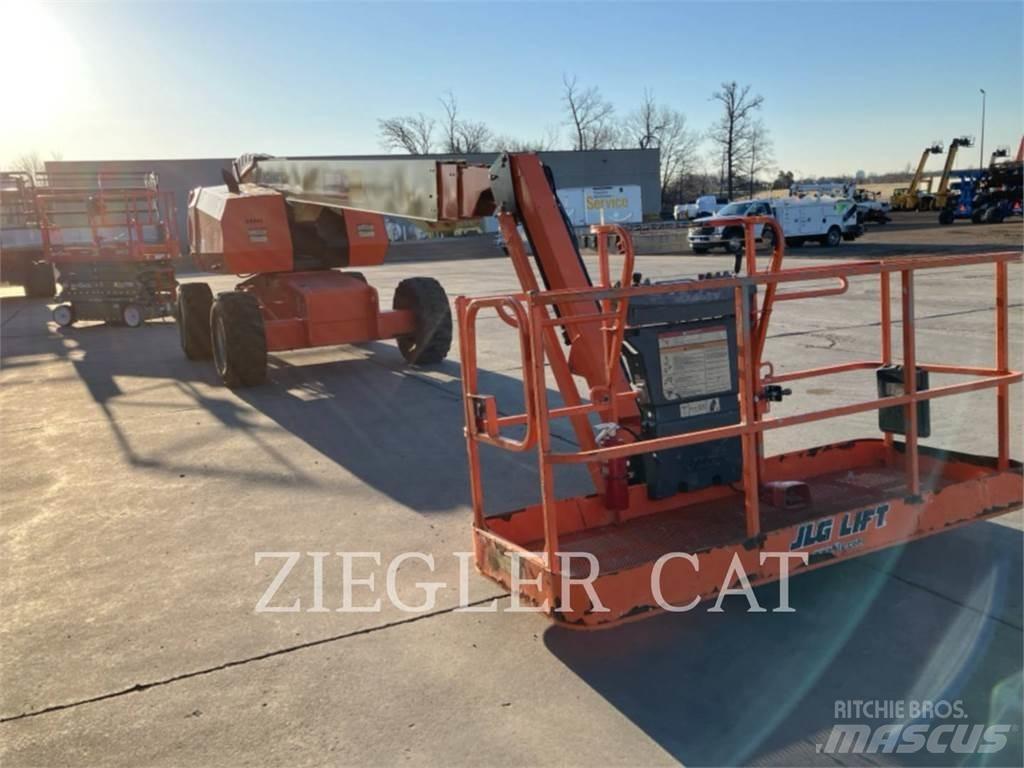 JLG 660SJ Gelenkteleskoparbeitsbühnen