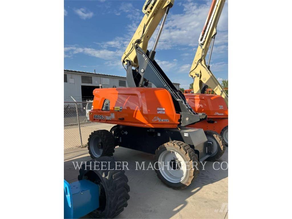 JLG 660SJ SP Gelenkteleskoparbeitsbühnen