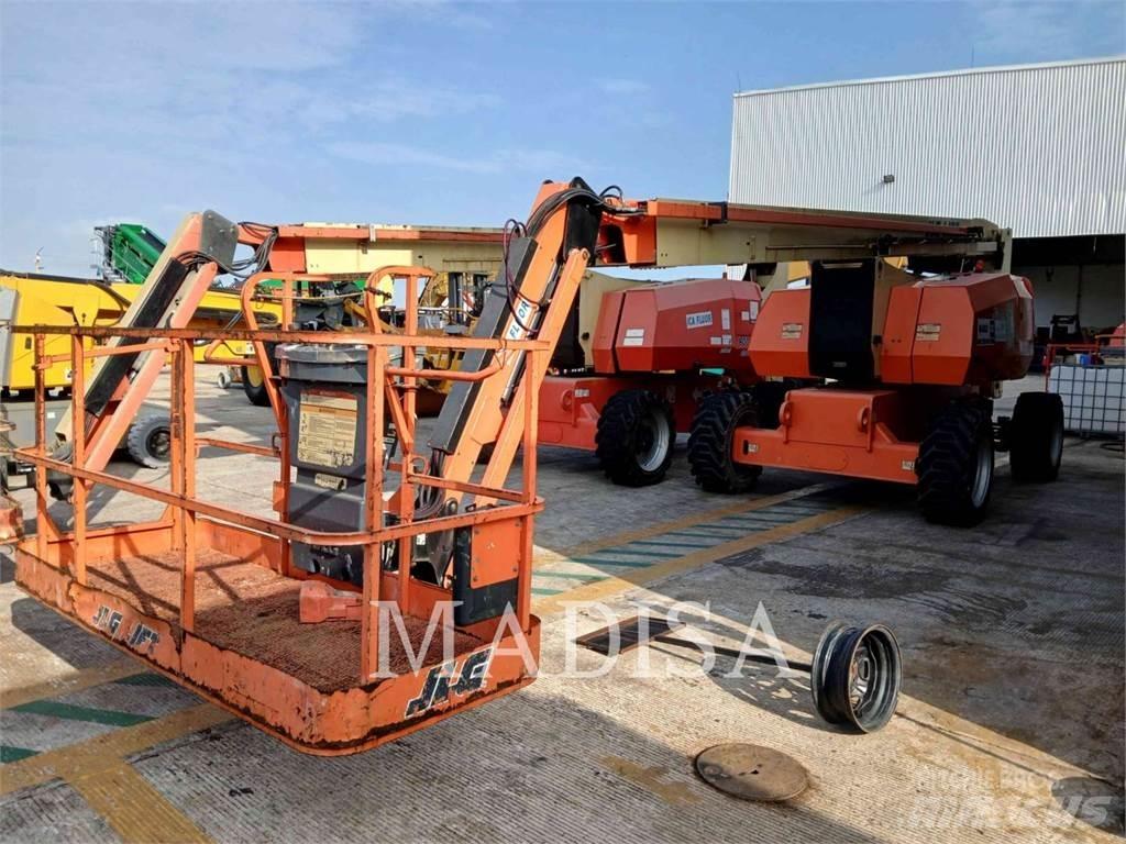 JLG 800 AJ Gelenkteleskoparbeitsbühnen