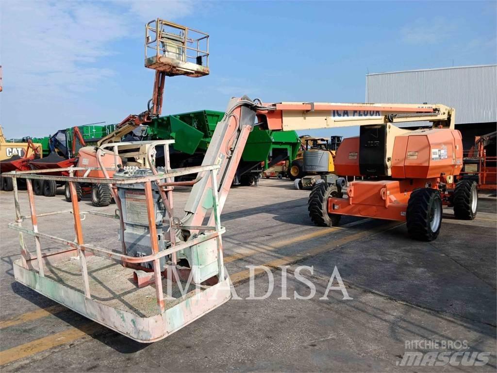 JLG 800 AJ Gelenkteleskoparbeitsbühnen