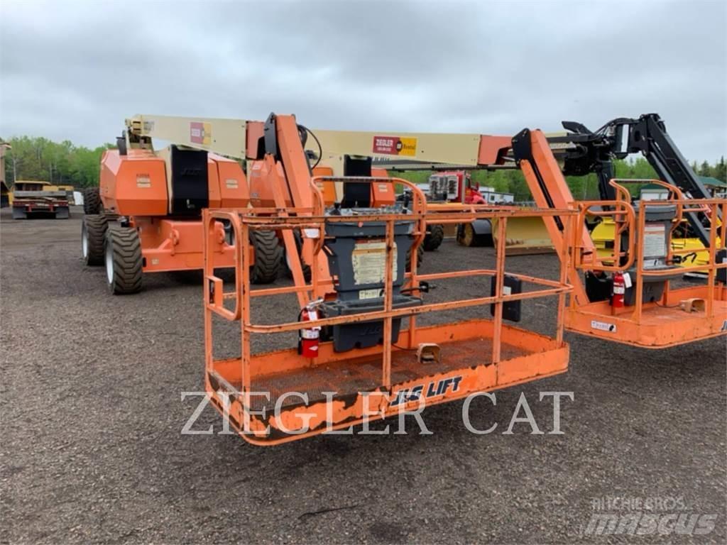 JLG 800AJ Gelenkteleskoparbeitsbühnen