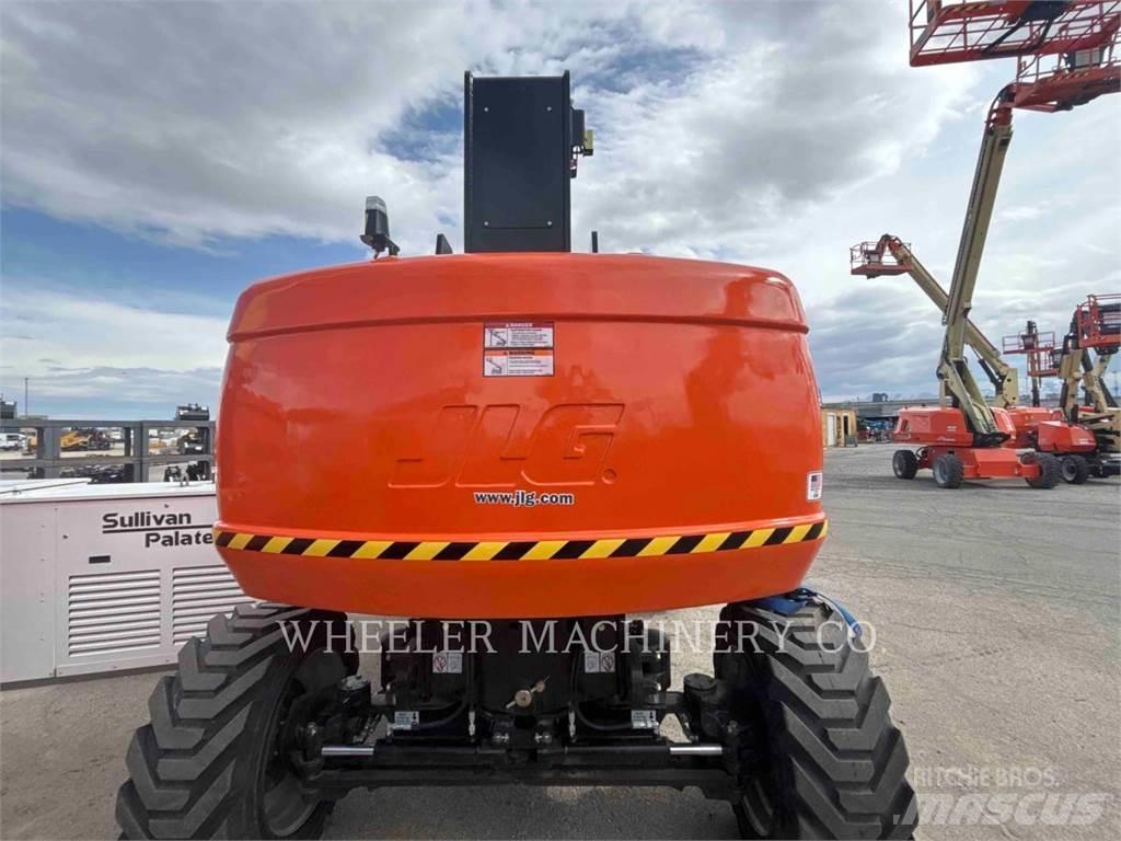 JLG 860SJ Gelenkteleskoparbeitsbühnen