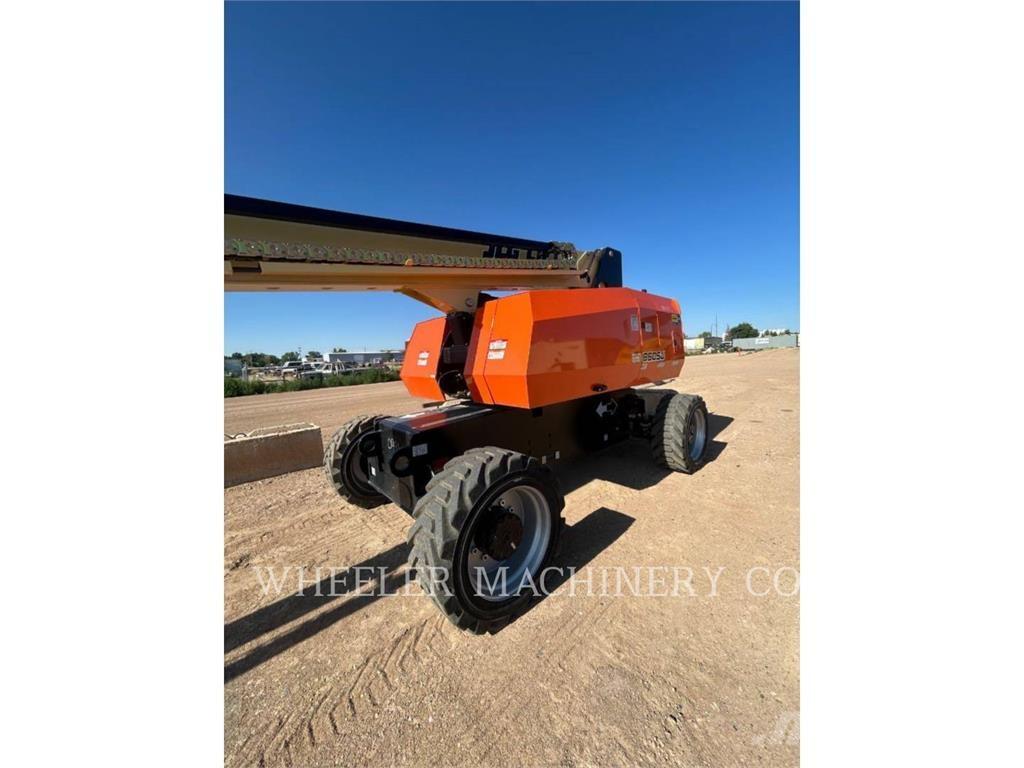JLG 860SJ Gelenkteleskoparbeitsbühnen