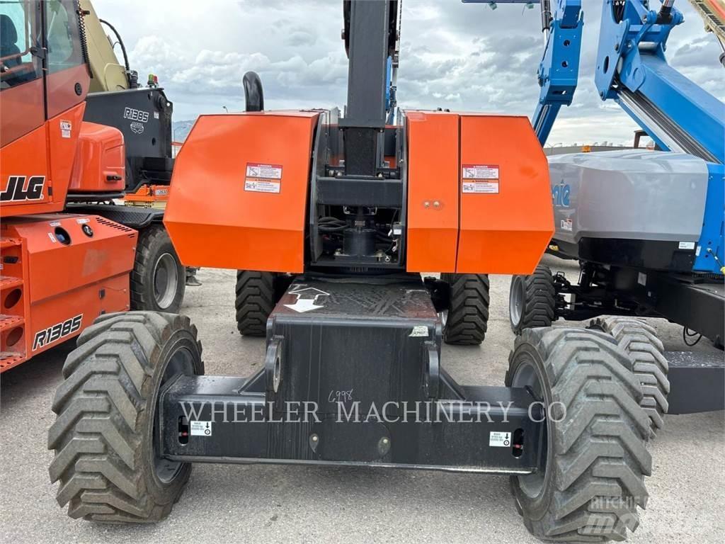 JLG 860SJ SP Gelenkteleskoparbeitsbühnen
